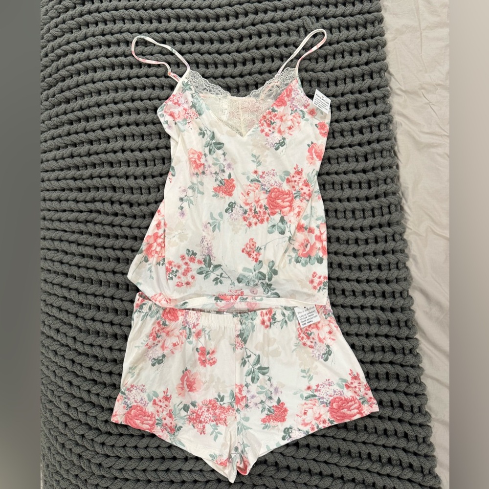 NEW Flora by Flora Nikrooz 3 Piece Pajama Set